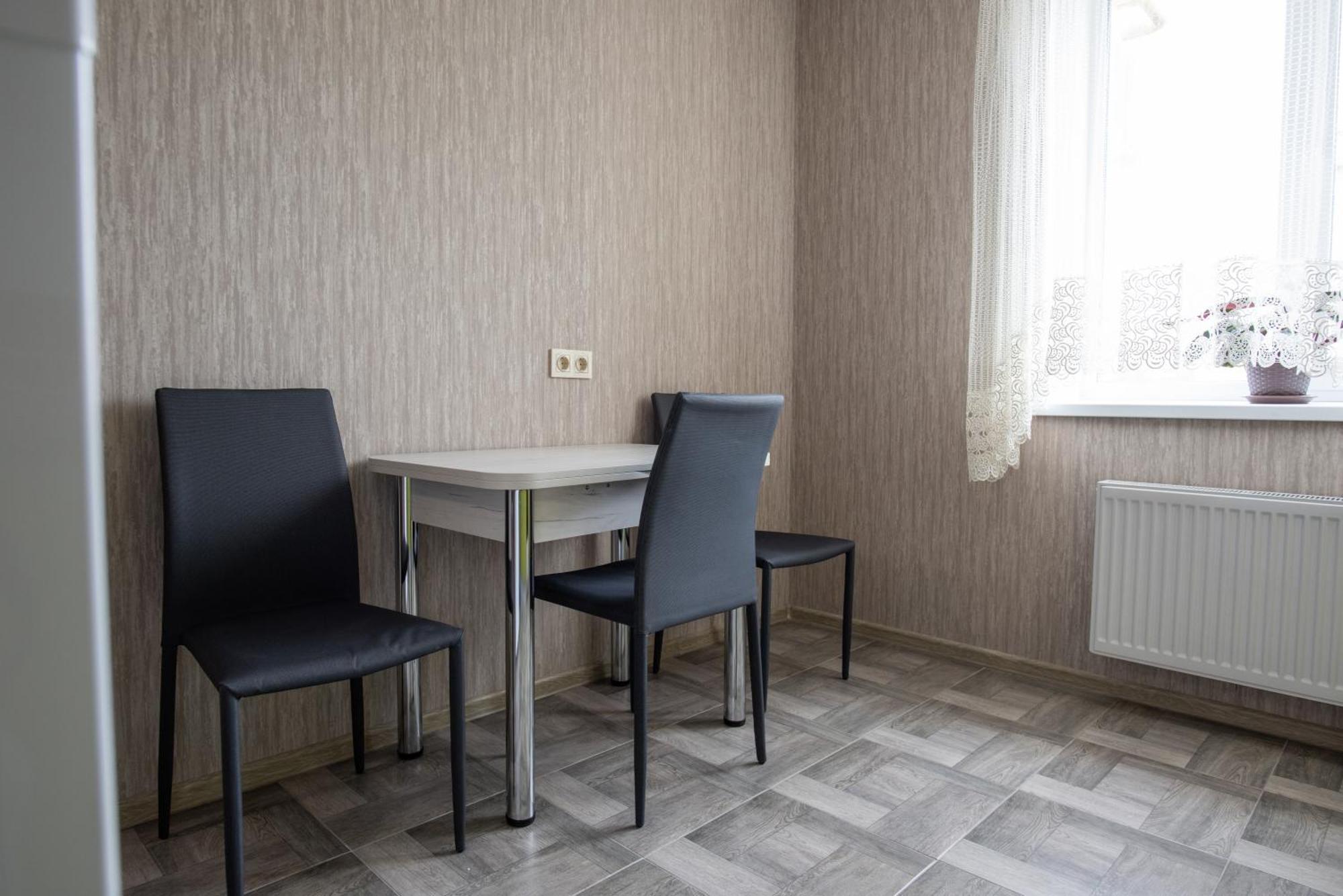 Академіка Корольова 20 1 Apartment Cherkasy Luaran gambar